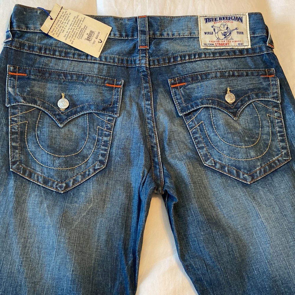 NWT- Mens True Religion distressed, 5 pocket straight jeans, size 36 - Picture 6 of 14